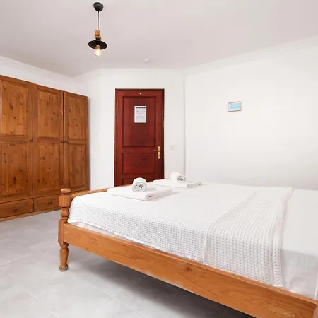 Kismet Villa *