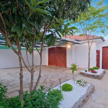 Villa Kismet